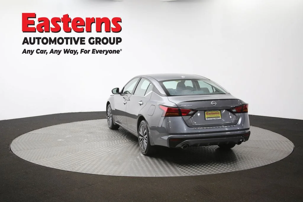 Used 2023 Gray Nissan 2.5 SV image 66