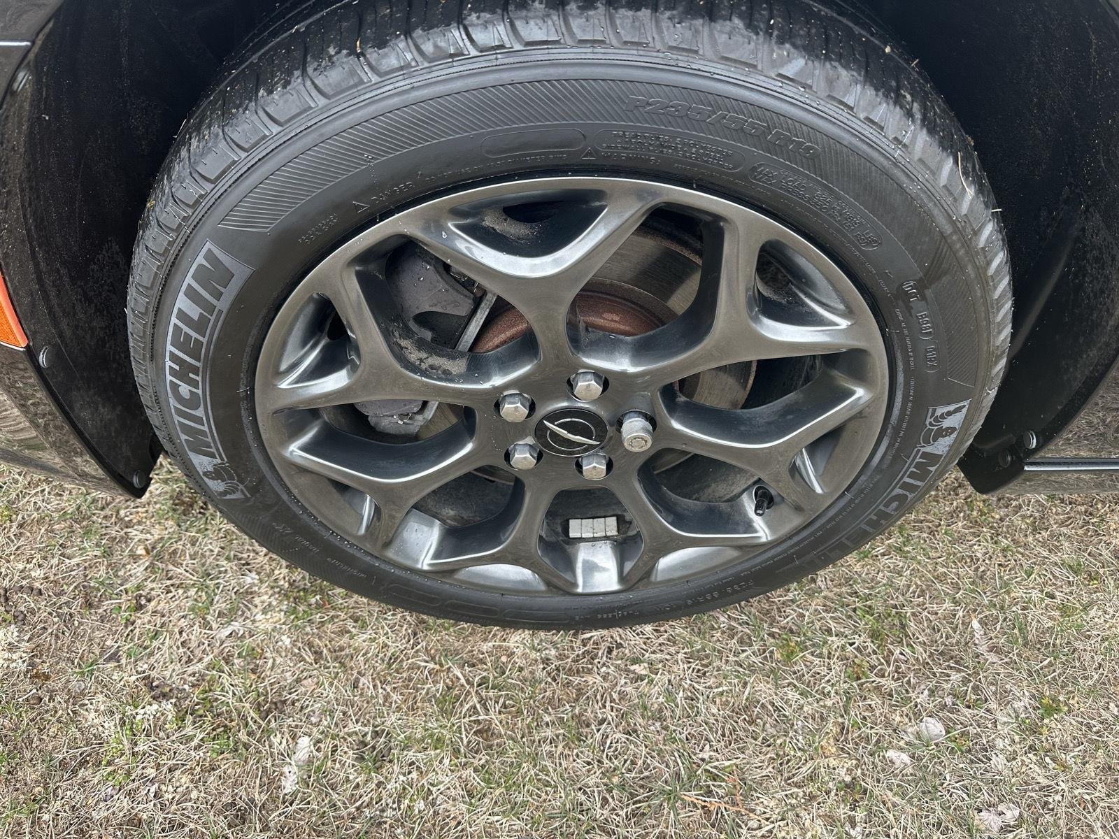 Used 2018 Chrysler 300 S with VIN 2C3CCAGG4JH168545 for sale in Waconia, Minnesota