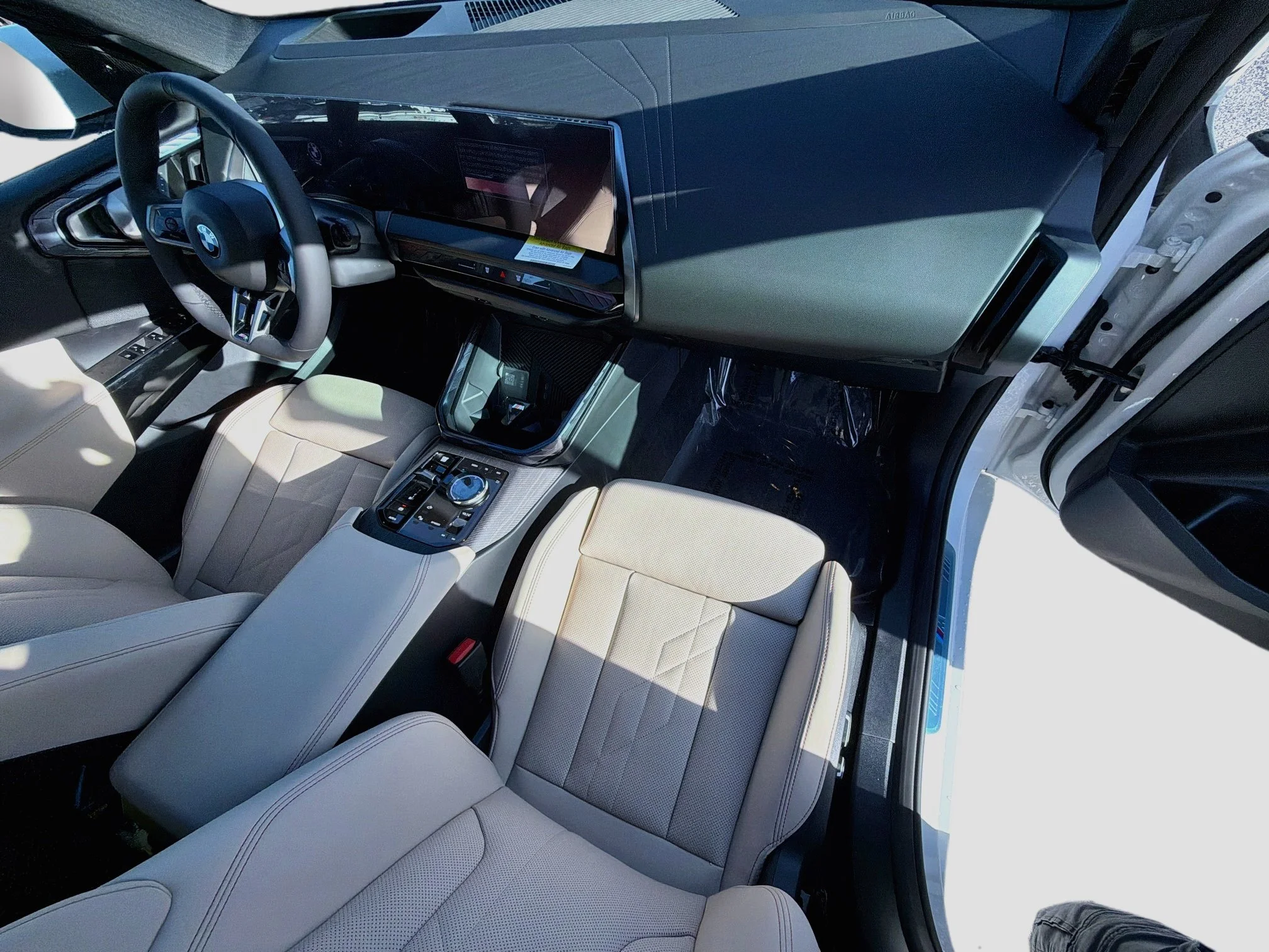 New 2026 Alpine White BMW 30 xDrive image 14