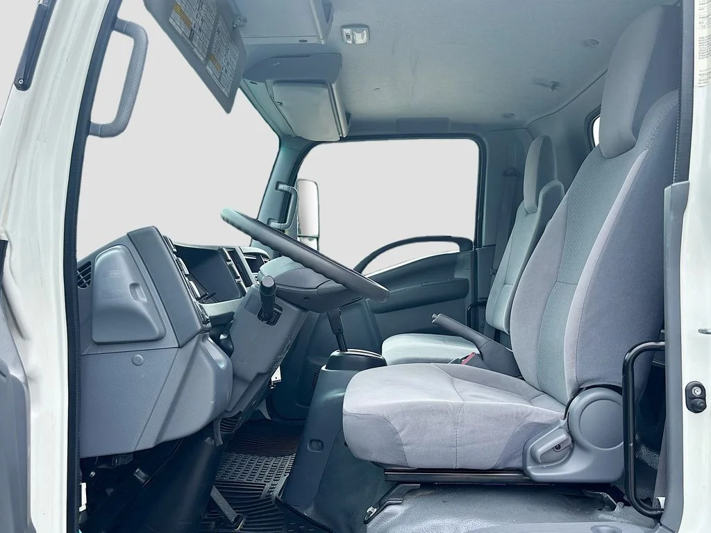 Used 2019 White Isuzu 18