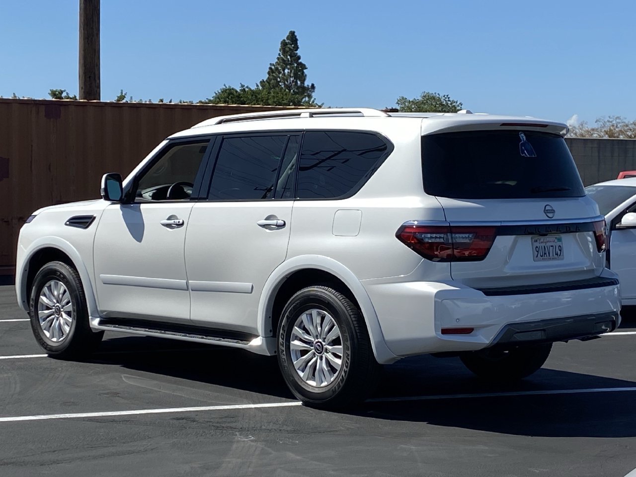 Used 2024 Aspen White Tricoat Nissan SV image 3