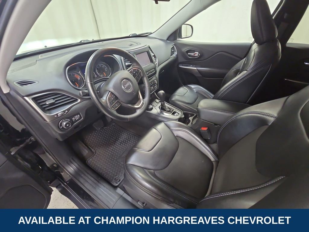 2019 Jeep Cherokee Latitude Plus - Photo 13