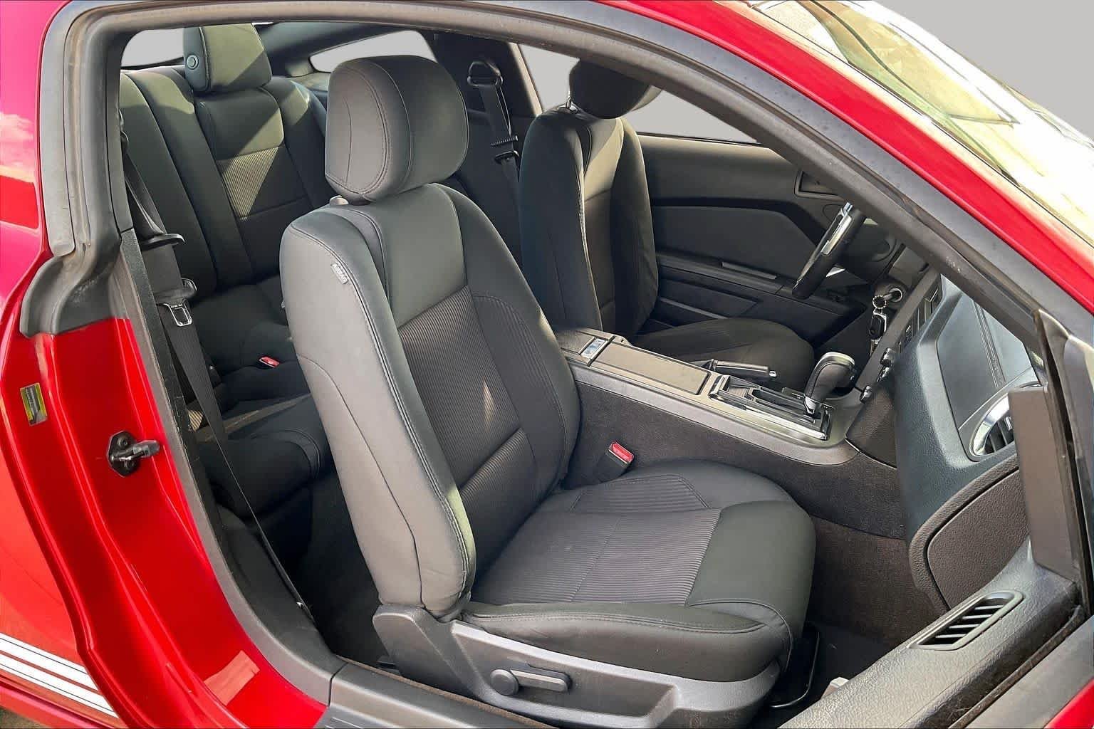 Used 2013 Red Candy Metallic Tinted Clearcoat Ford V6 image 10