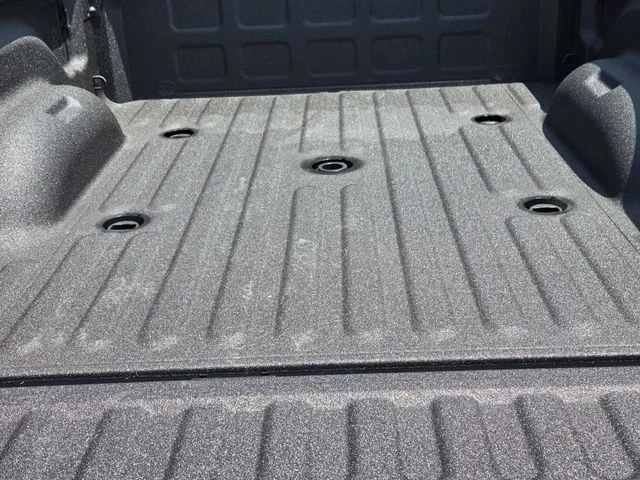 New 2026 Ceramic Gray Clear-Coat Exterior Paint RAM Laramie image 9