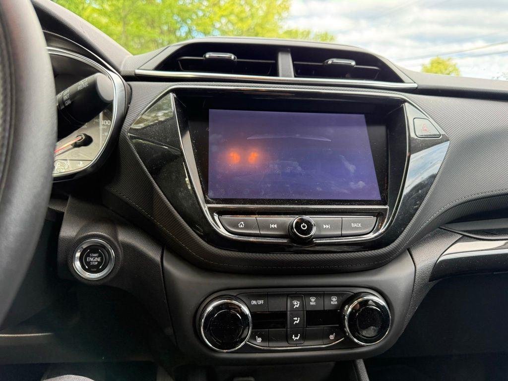 Used 2022 Red Metallic Chevrolet LT image 5