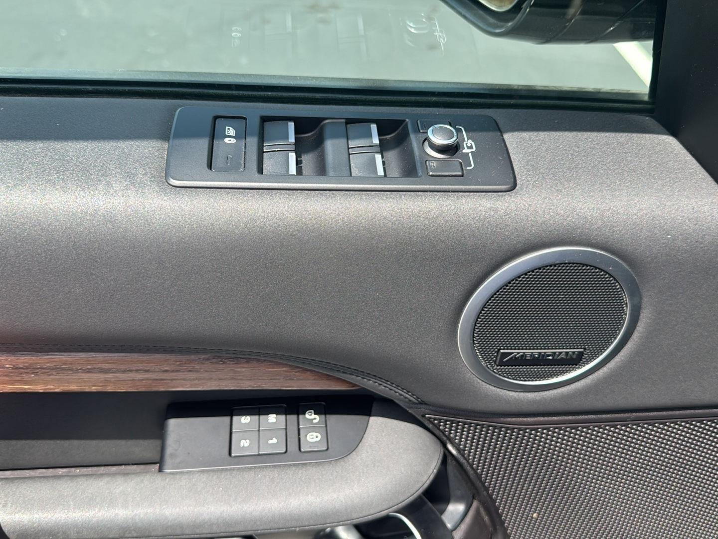 Used 2019 Corris Gray Metallic Land Rover HSE image 15