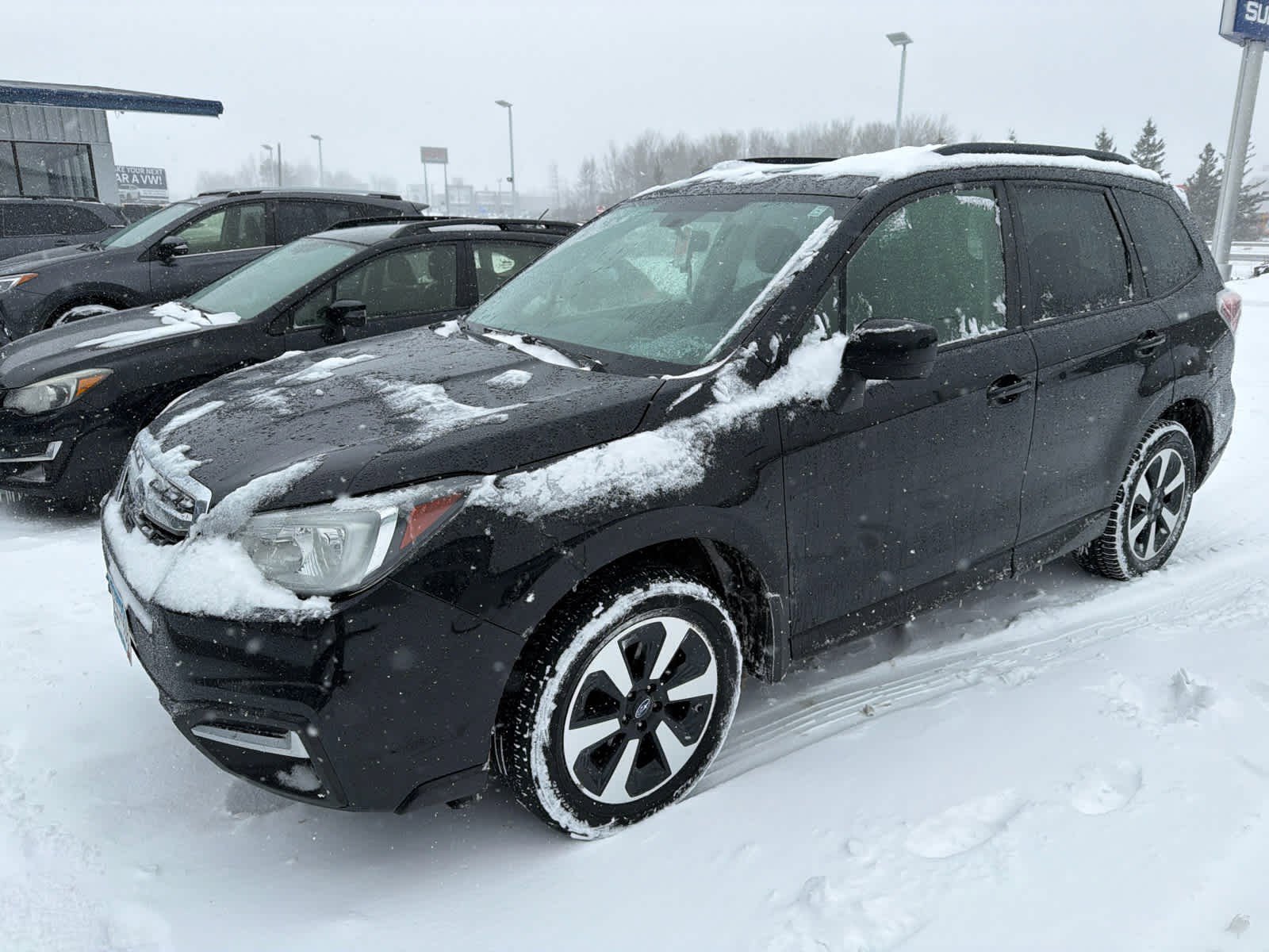 Used 2018 Subaru Forester Premium with VIN JF2SJAGCXJH480676 for sale in Duluth, MN
