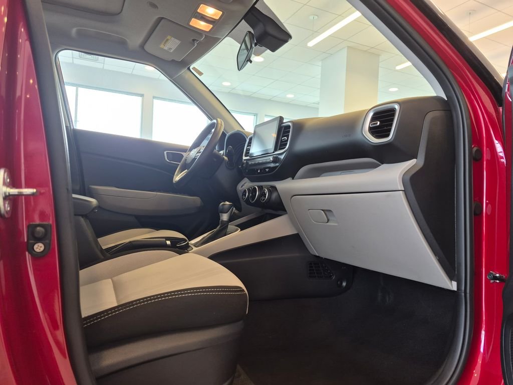 Used 2025 Red Hyundai SEL image 22