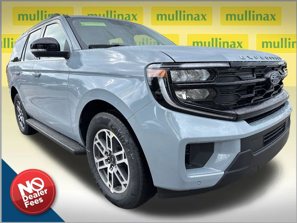 2026 Ford Expedition Active's photo