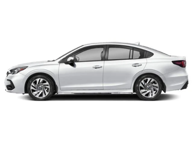 Used 2025 Crystal White Pearl Subaru Limited image 3