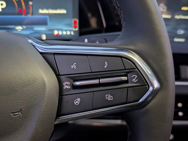 New 2026 Mosaic Black Metallic Chevrolet LT image 12