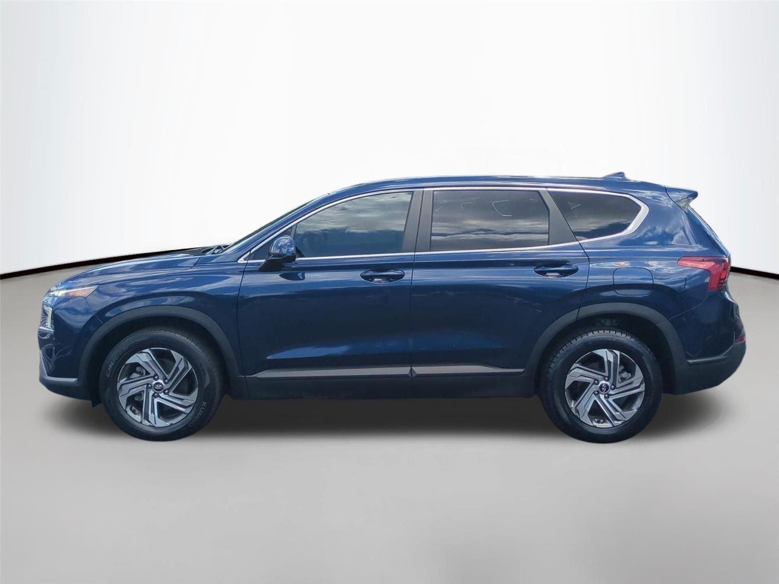Used 2023 Stormy Sea Hyundai SE image 4