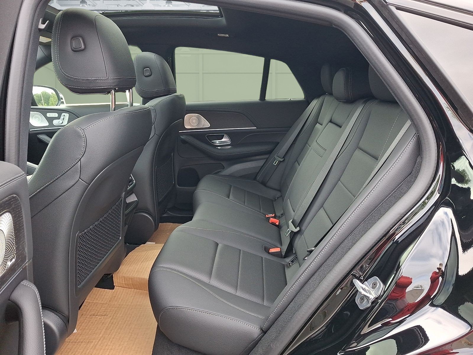 New 2026 Black Mercedes-Benz GLE 450 image 6