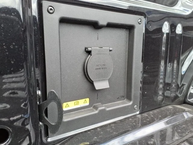 New 2026 Agate Black Metallic Ford XLT image 28