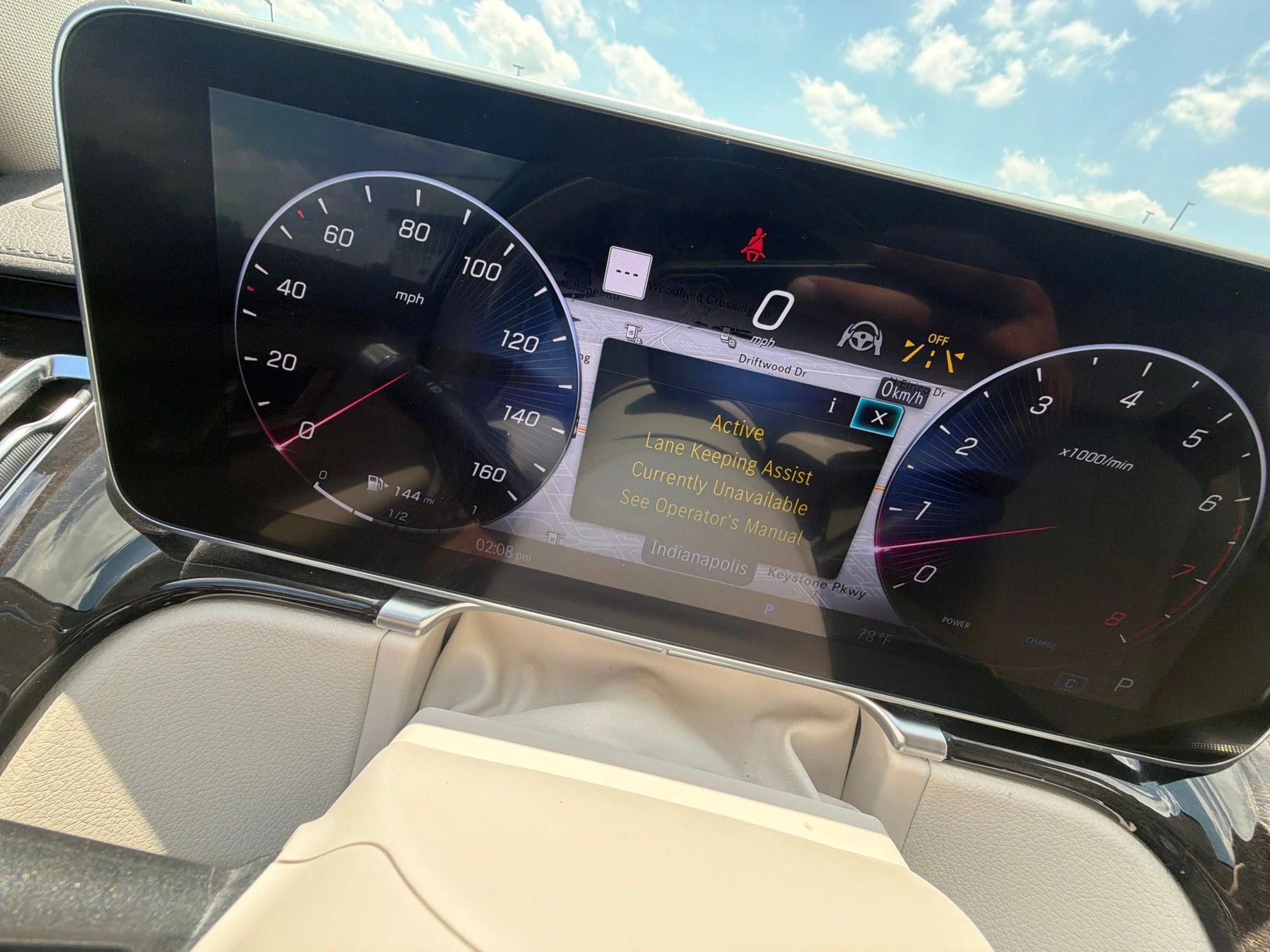 Used 2023 Gold Mercedes-Benz S 500 image 14