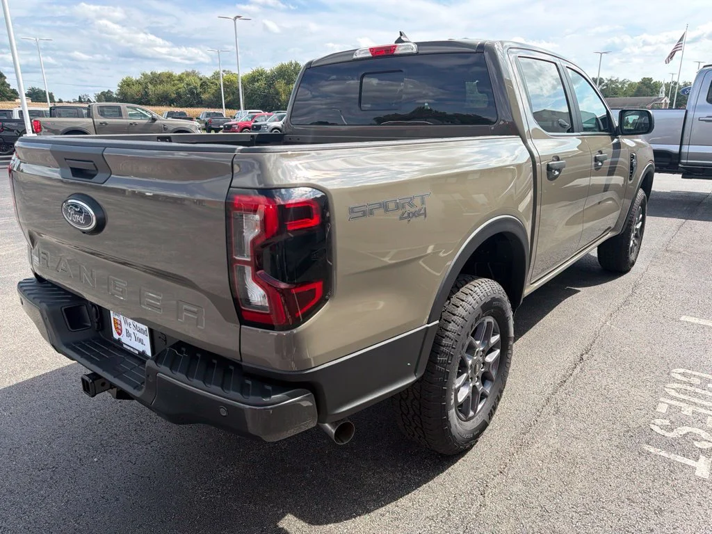 New 2026 Marsh Gray Ford XLT image 5