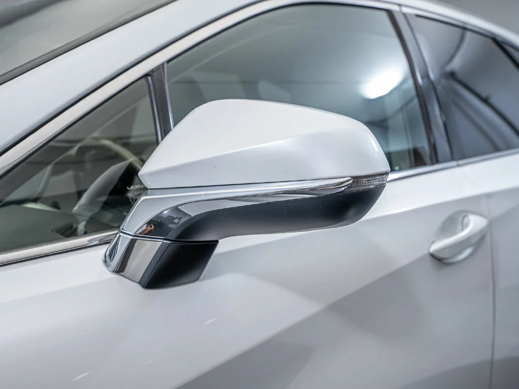 Used 2019 Eminent White Pearl Lexus 350L image 17