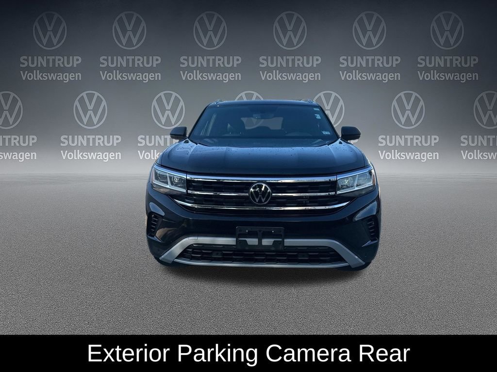 Used 2023 Black Volkswagen 3.6L V6 SE w/Technology image 11