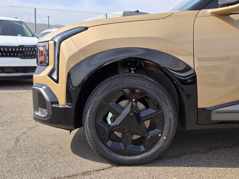 New 2027 Terrain Brown Kia X-Line S image 5