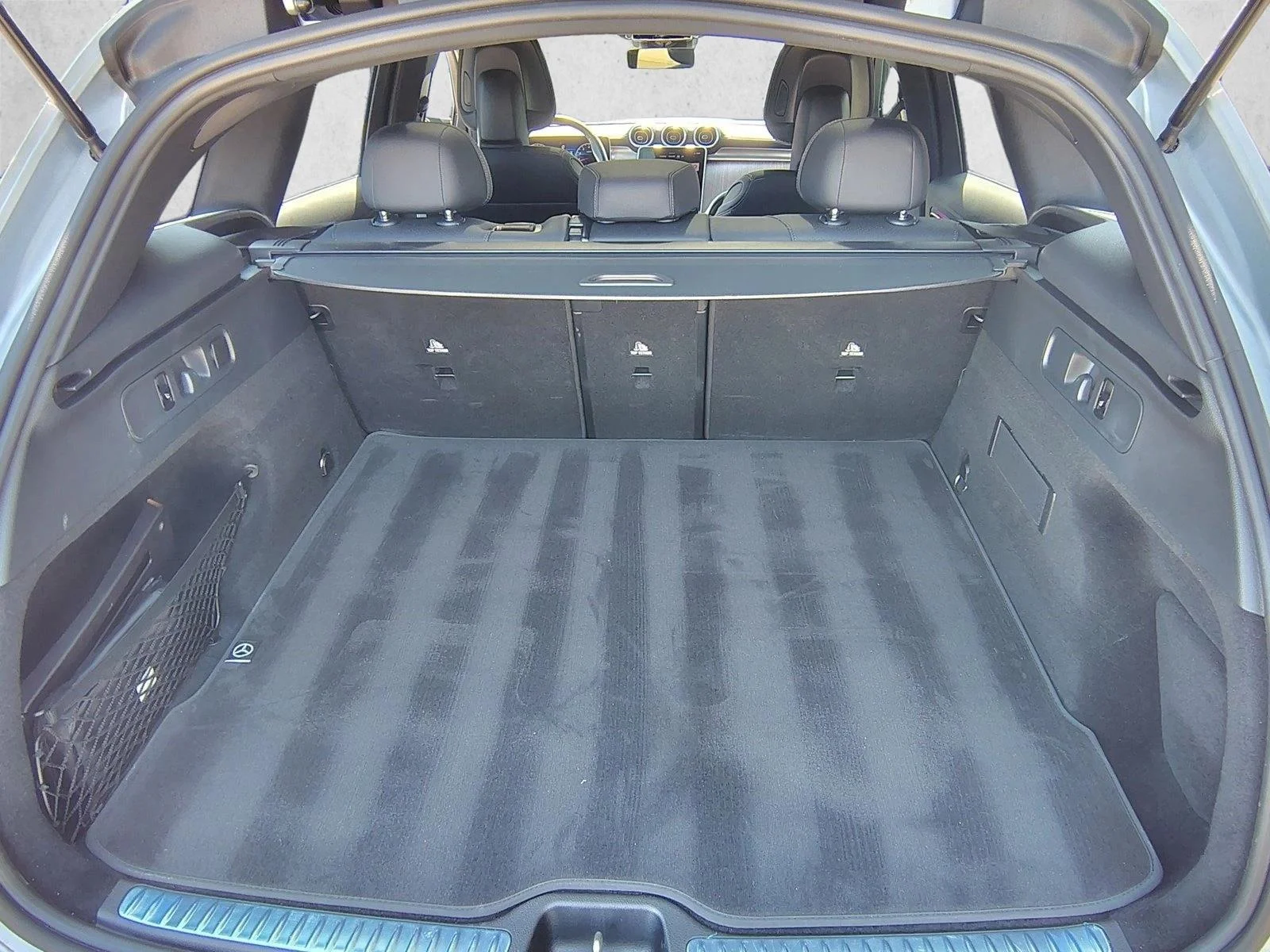 Used 2026 Cirrus Silver Metallic Mercedes-Benz GLC 300 image 6