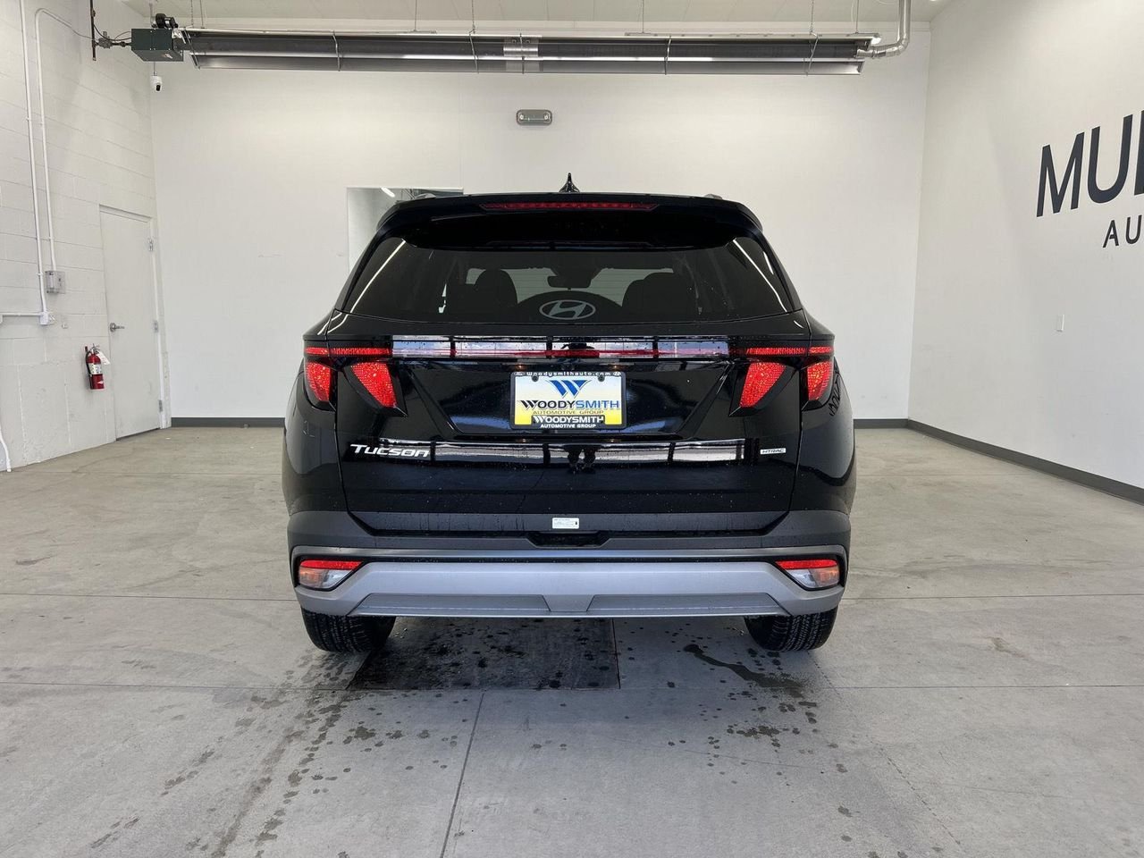 New 2026 Phantom Black Hyundai SEL AWD image 3
