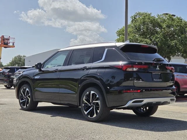 2025 Mitsubishi Outlander Plug-in Hybrid Platinum Edition - Photo 9