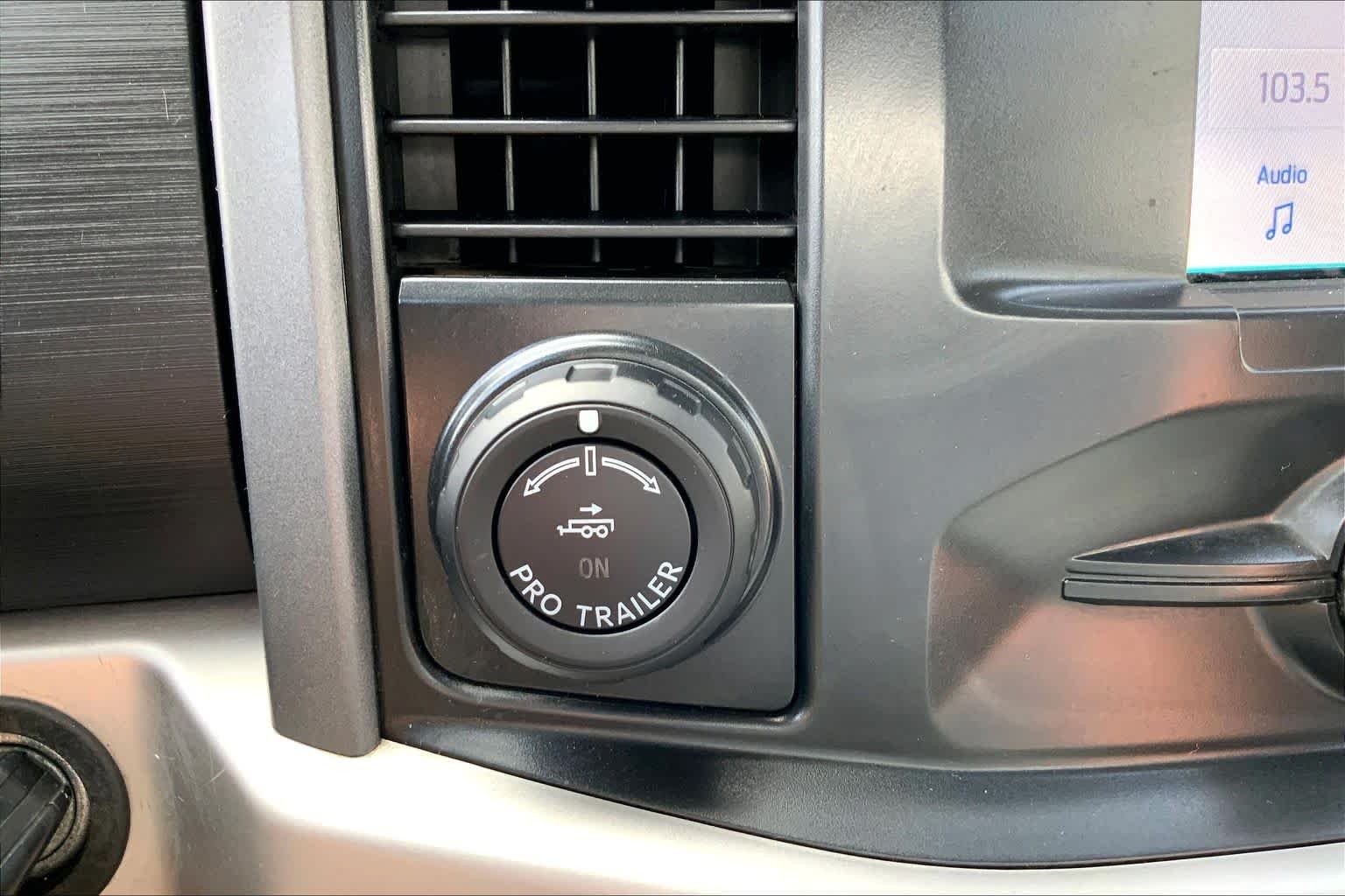 Used 2022 Oxford White Ford XLT image 35