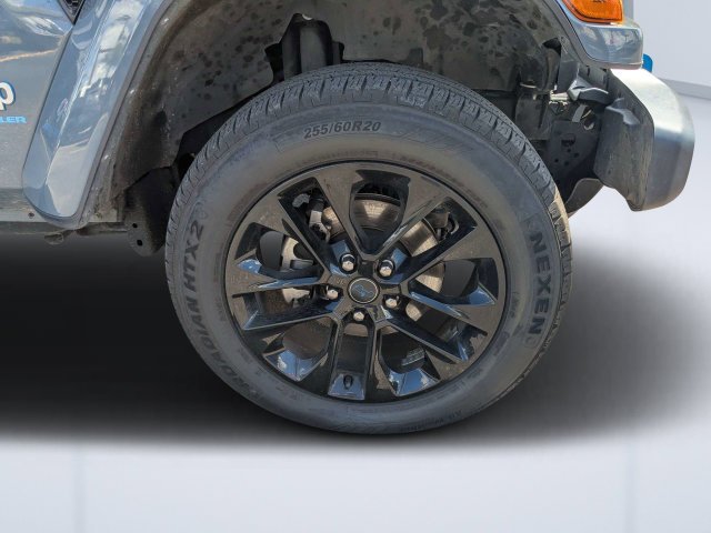 Certified Used 2024 Gray Jeep Sahara 4xe image 10