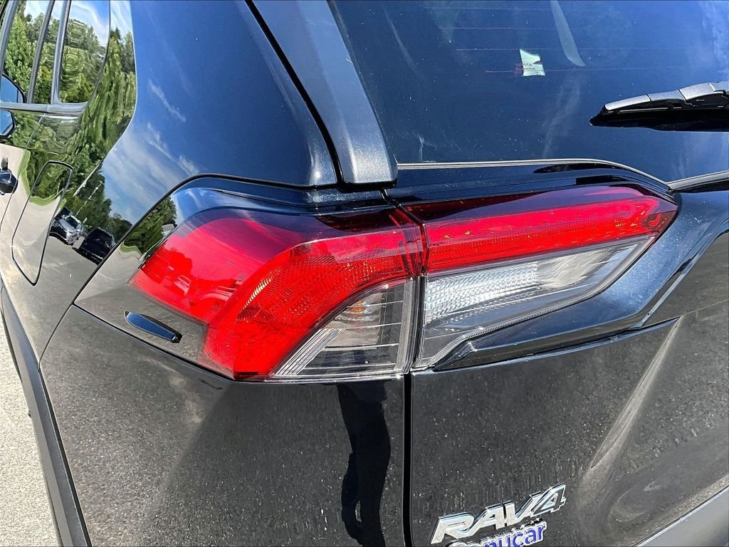 Used 2025 Black Toyota XLE image 34