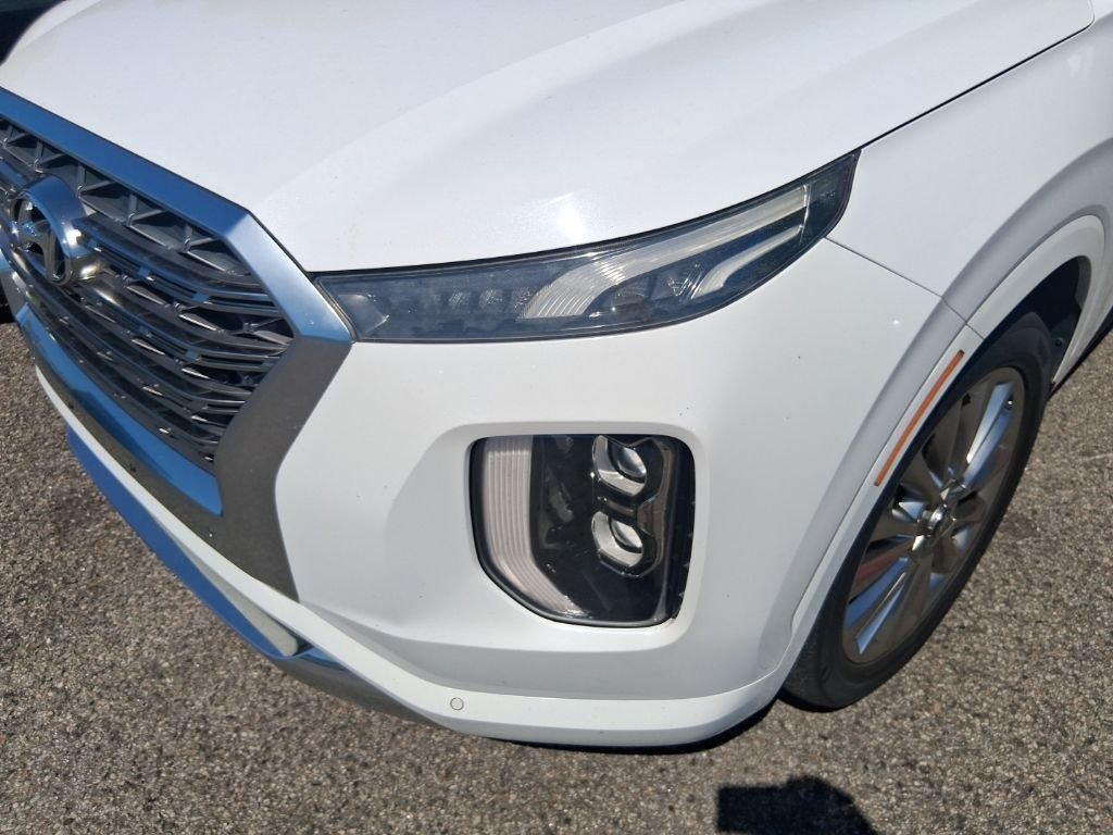 Used 2020 White Hyundai Limited image 17