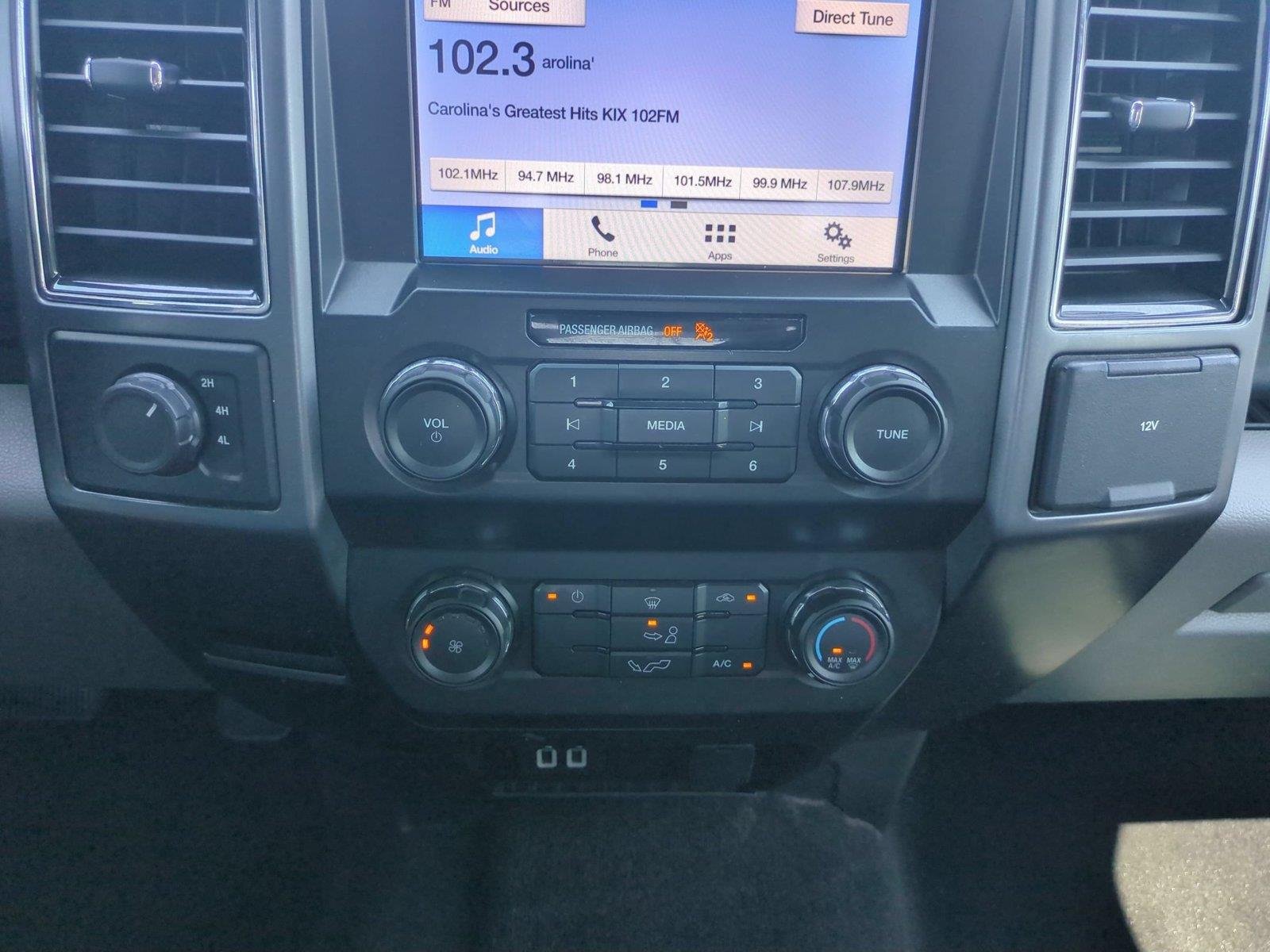 Used 2019 Oxford White Ford XLT image 27