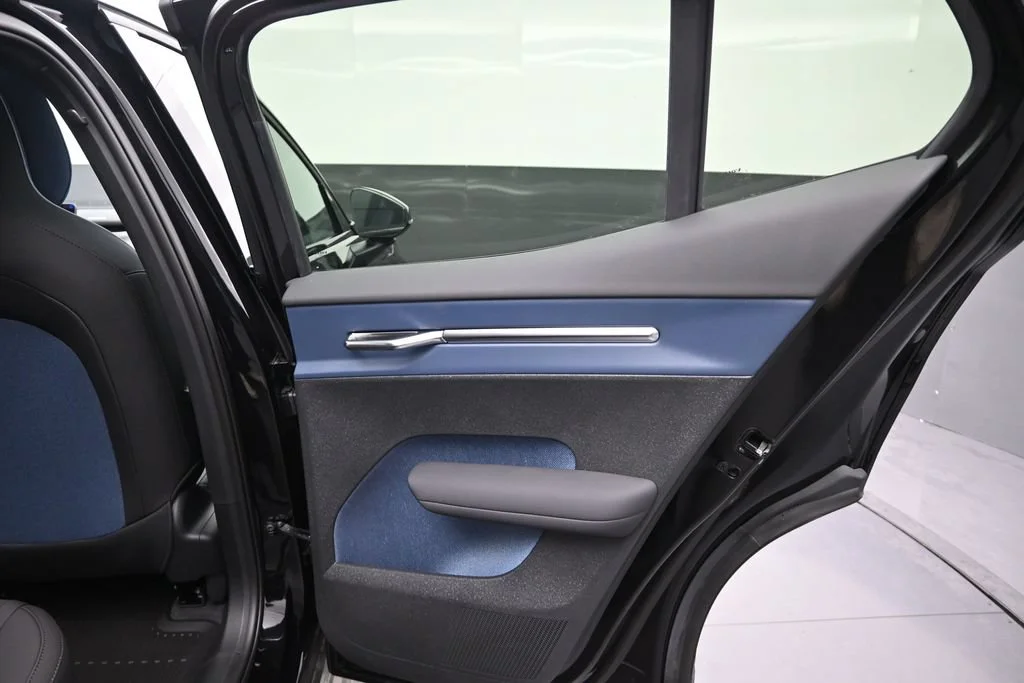 New 2026 Black Volvo Twin Motor Performance Ultra image 13