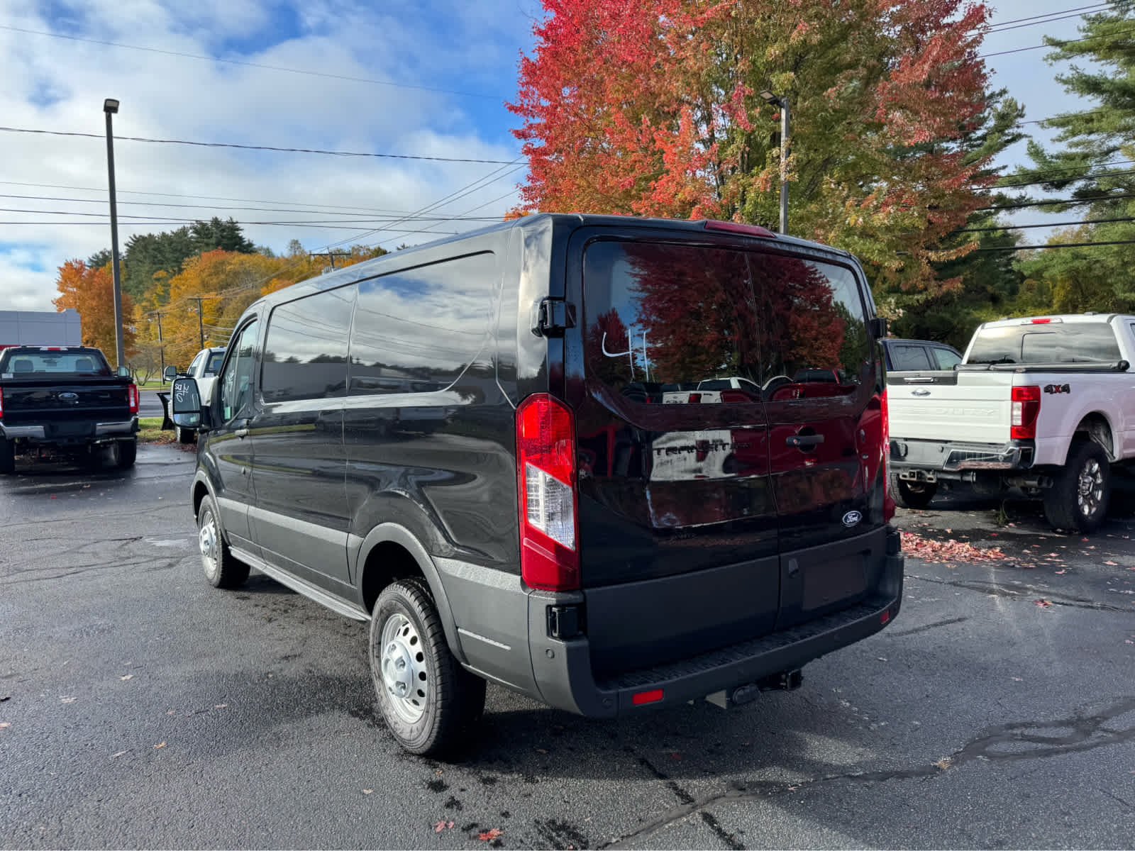 New 2026 Agate Black Metallic Ford  image 3
