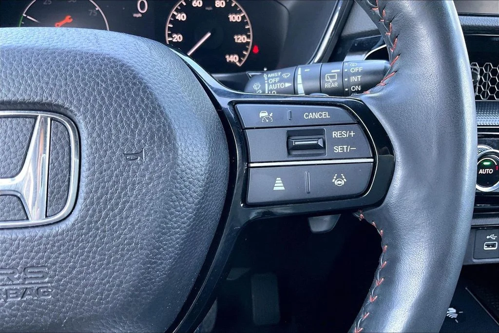 Used 2024  Honda Sport Touring image 19