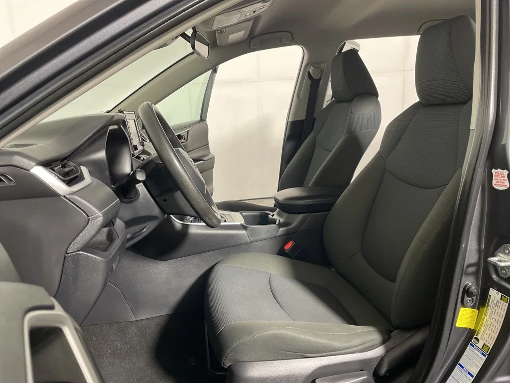 Used 2022 Gray Toyota LE image 10