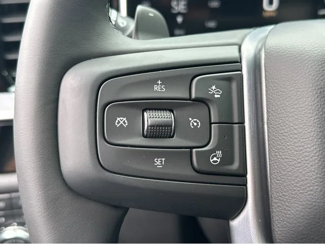 New 2026 Onyx Black GMC SLT image 28