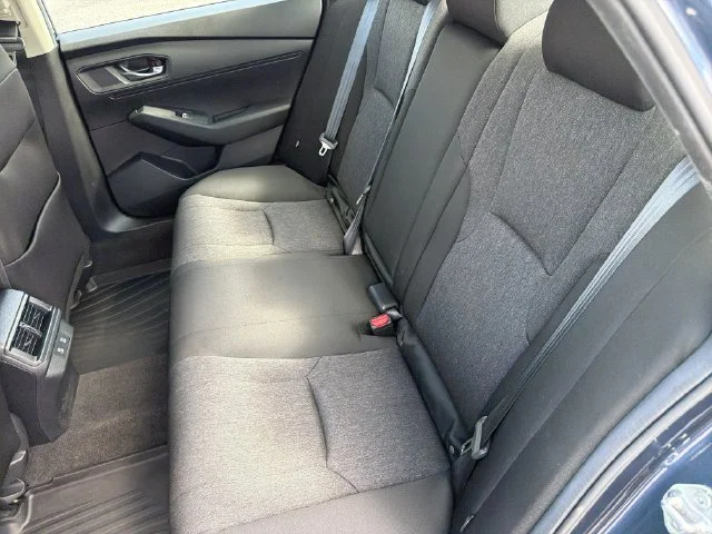 Used 2025  Honda SE image 12