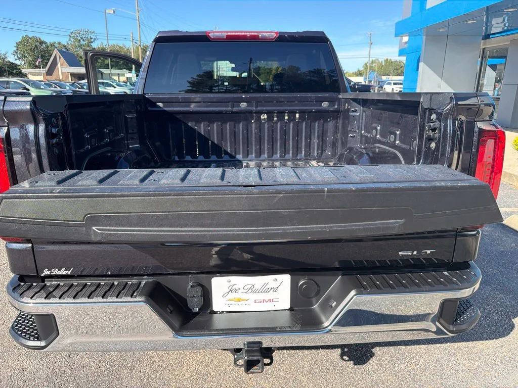 Used 2026 Titanium Rush Metallic GMC SLT image 9