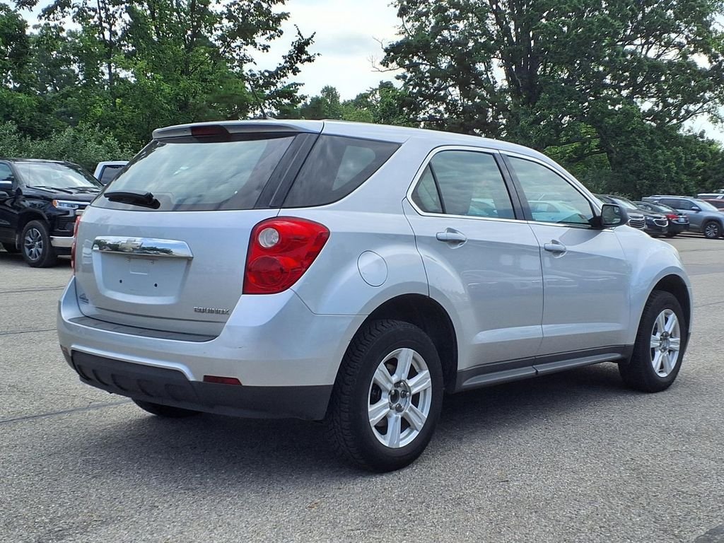 Used 2013 Silver Chevrolet LS image 4