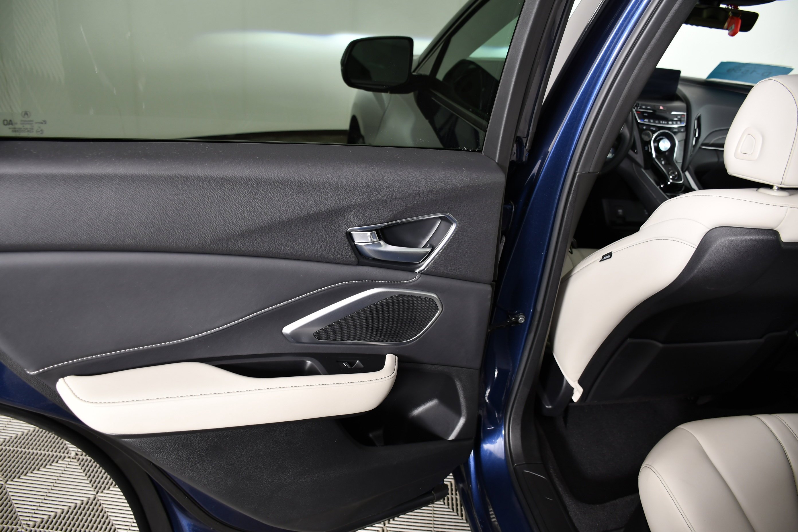 Used 2025 Canyon River Blue Metallic Acura Base image 99
