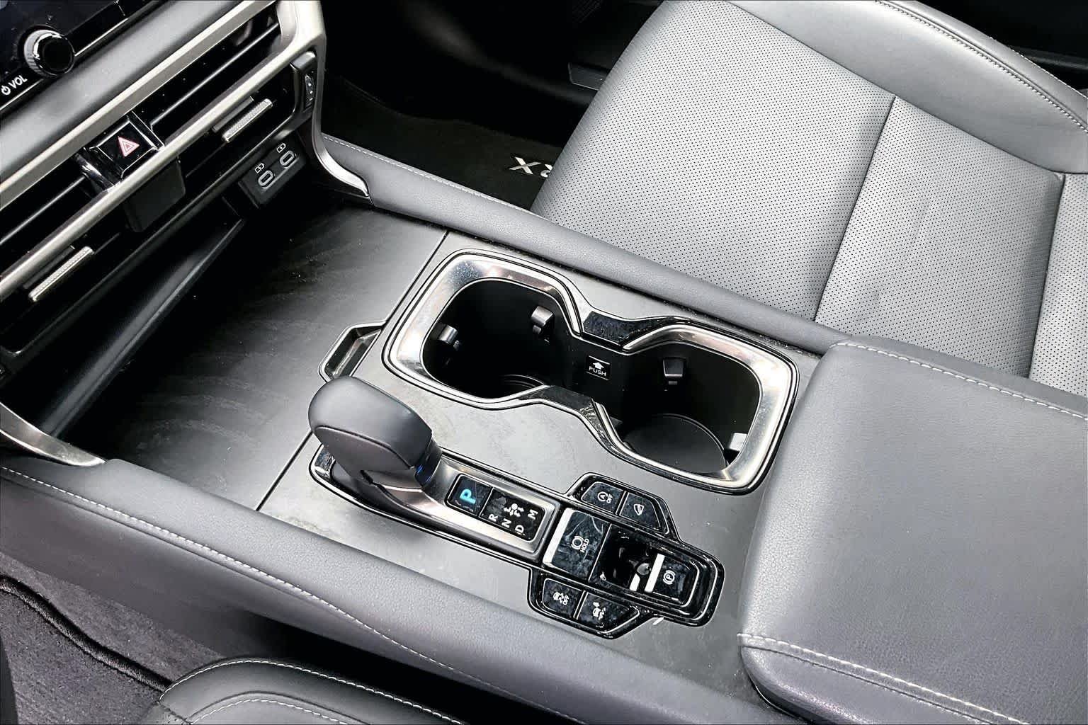 Used 2024 Caviar Lexus Premium image 17