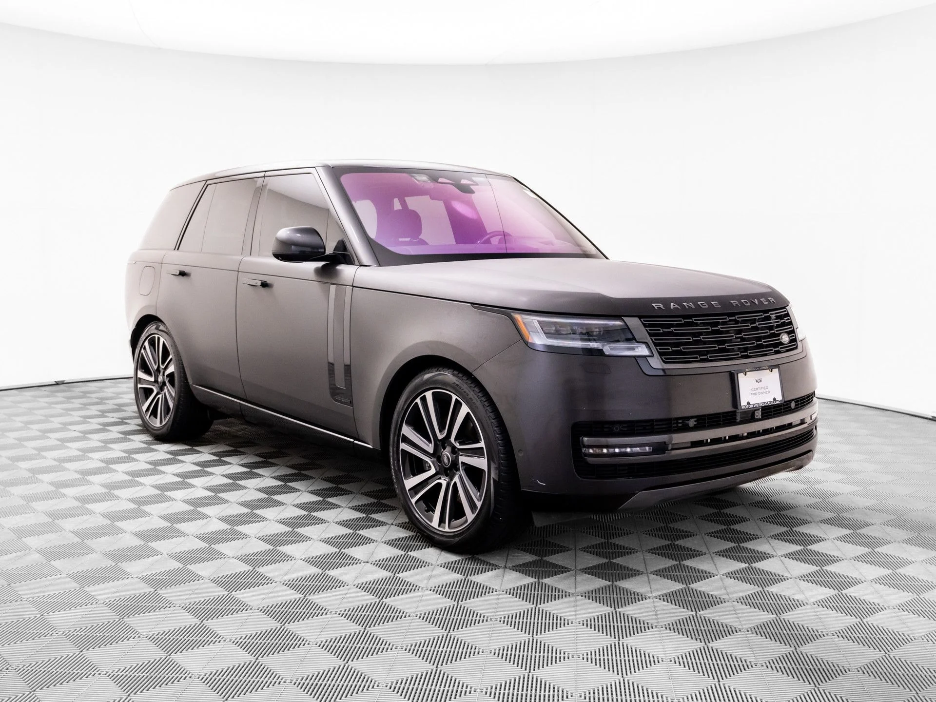 Used 2023  Land Rover Autobiography image 7