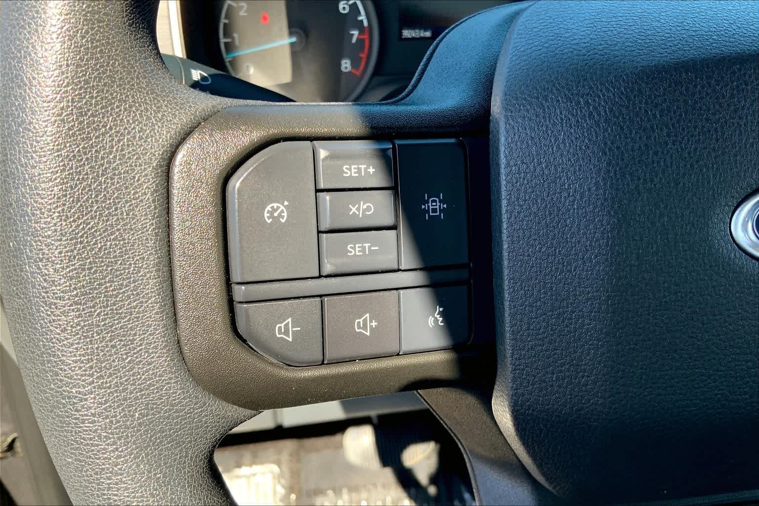 Certified Used 2023 Carbonized Gray Metallic Ford XLT image 23