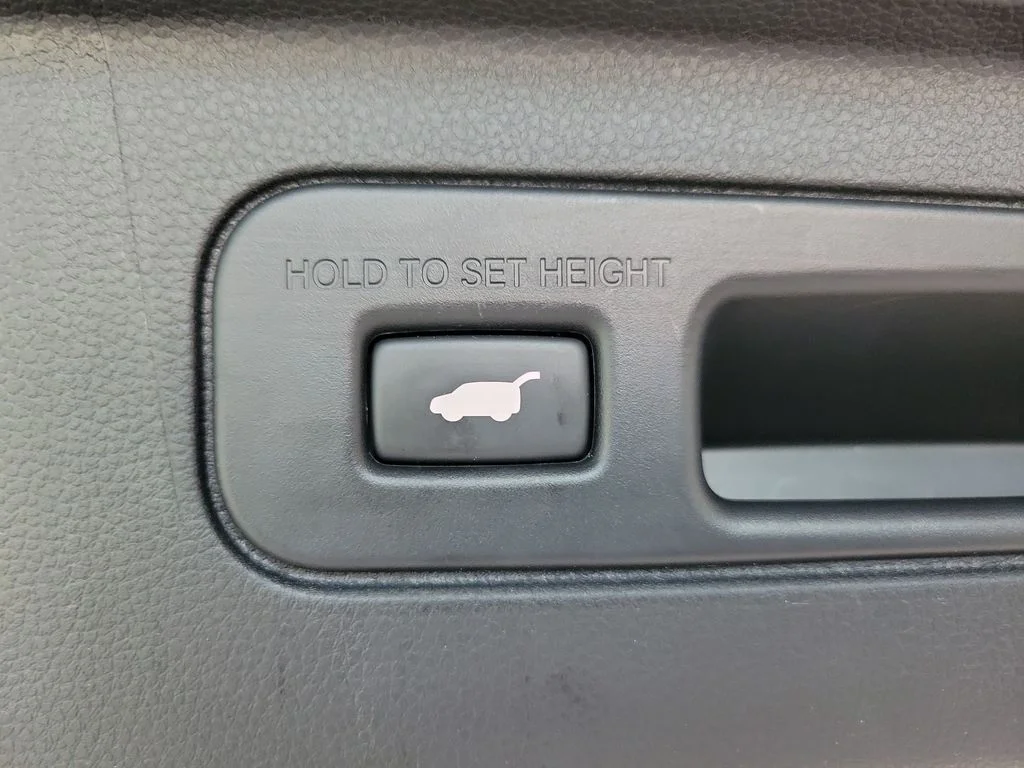 Used 2025 Black Honda Elite image 18