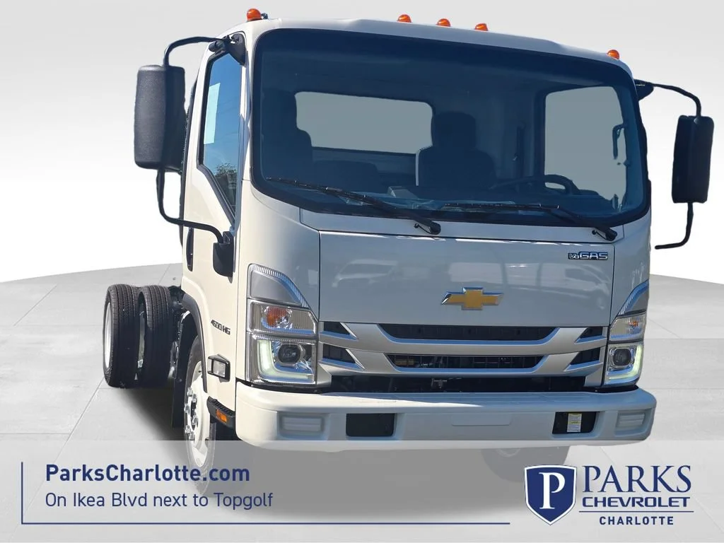 New 2027 Arc White Chevrolet  image 1
