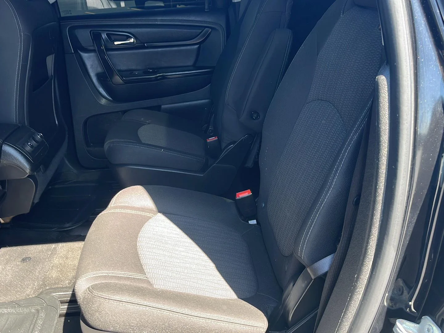 Used 2017 MOSAIC BLACK METALLIC Chevrolet LT image 19