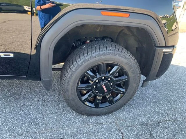 Used 2024 Black GMC AT4 image 42