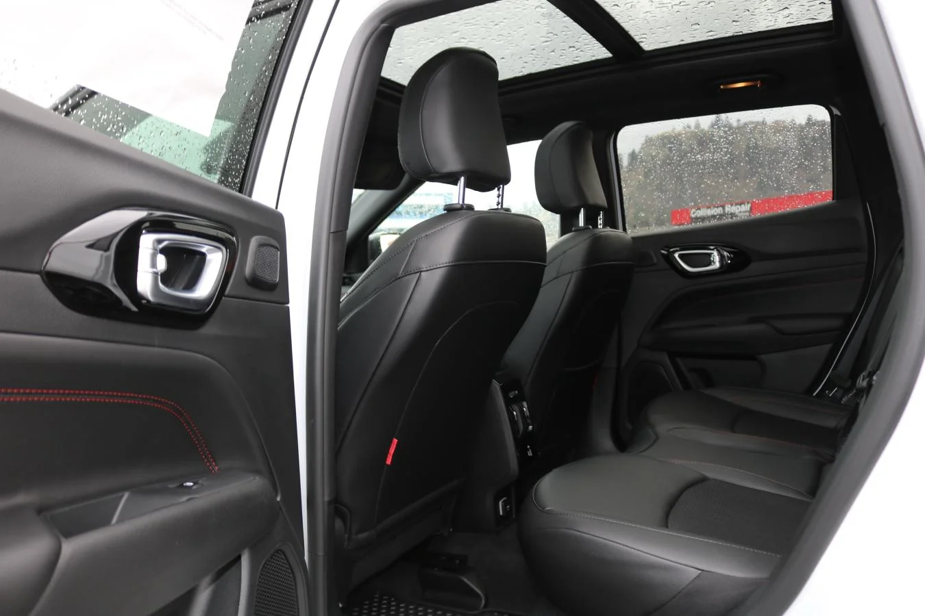 New 2026 White Jeep Trailhawk 4x4 image 10