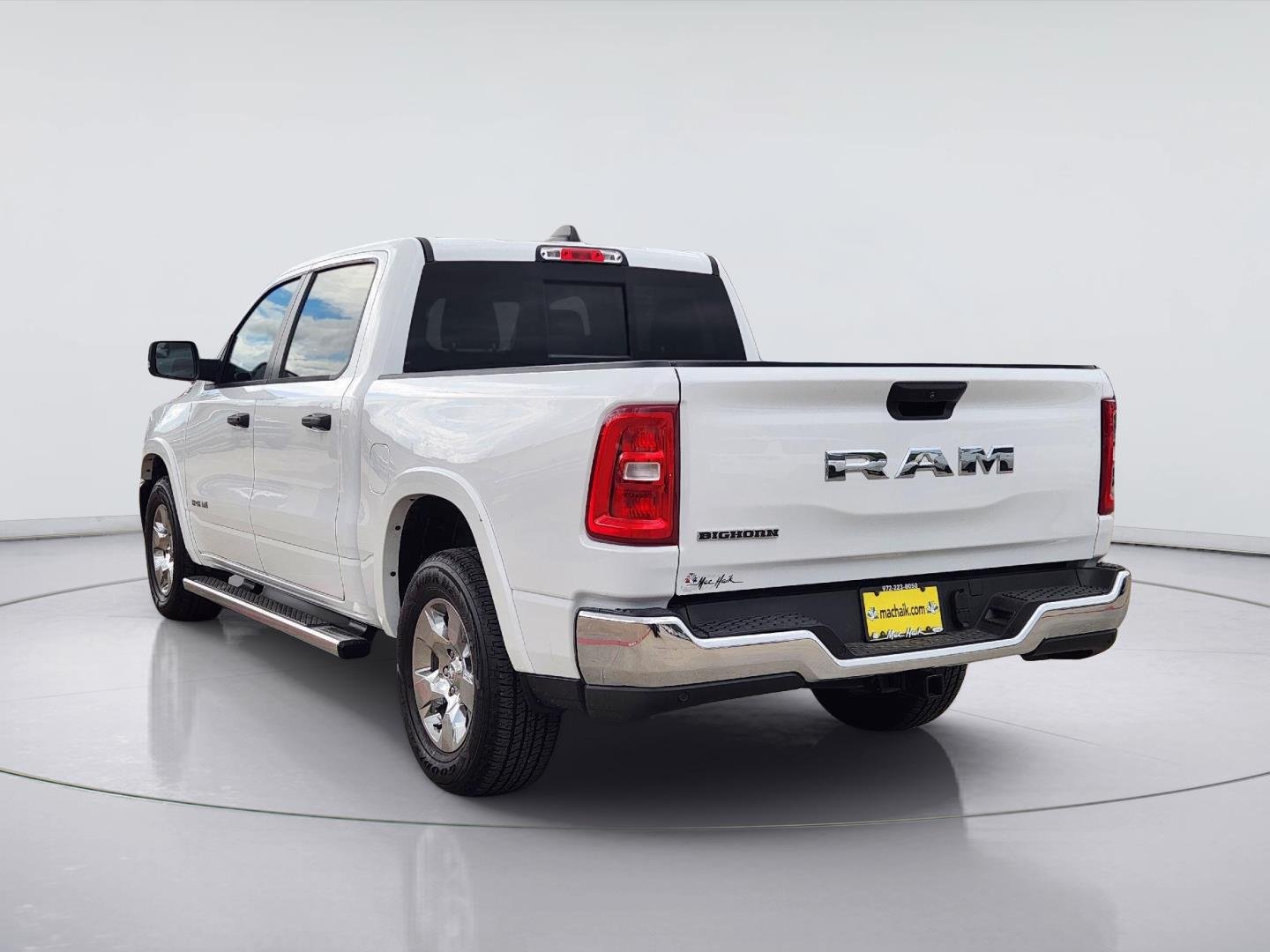 2025 Ram 1500 photo 7 of 33