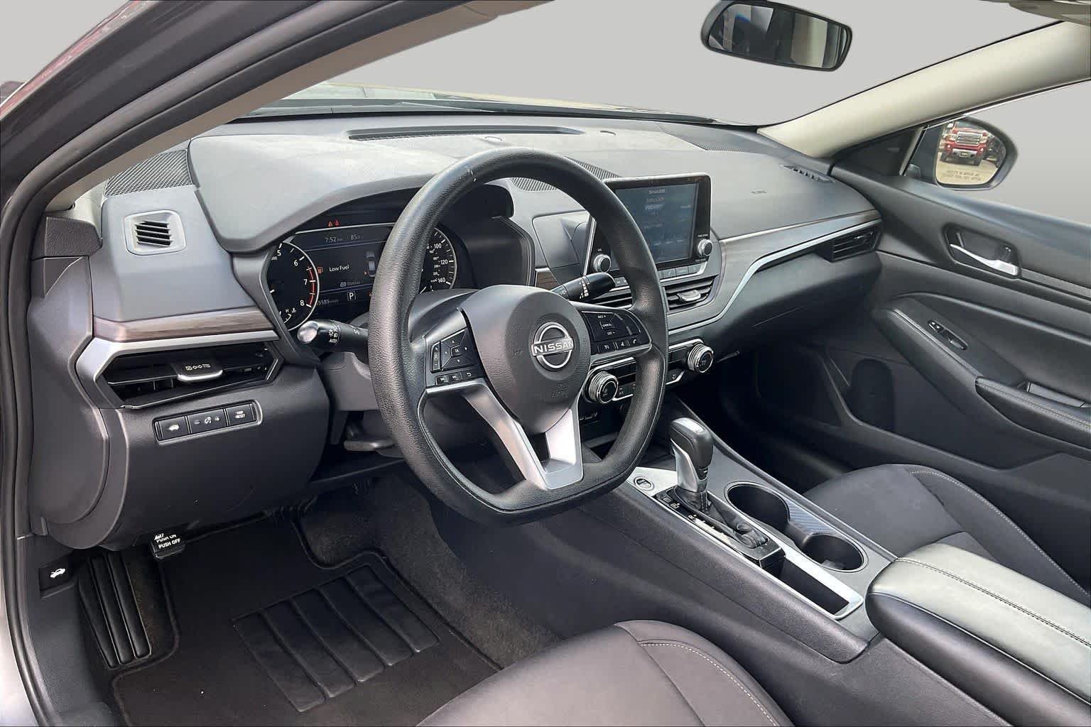 Used 2025 Gun Metallic Nissan SV image 17